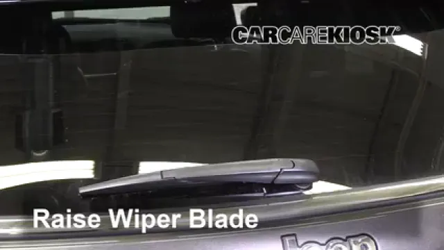 2019 Jeep Compass Limited 2.4L 4 Cyl. Windshield Wiper Blade (Rear) Replace Wiper Blade